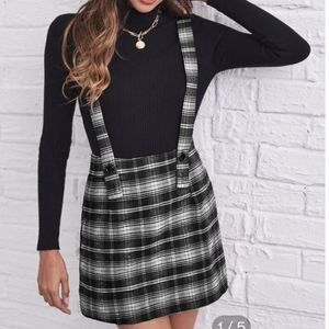 Plaid skirt with suspenders